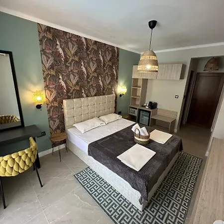Hotel Salena 3*
