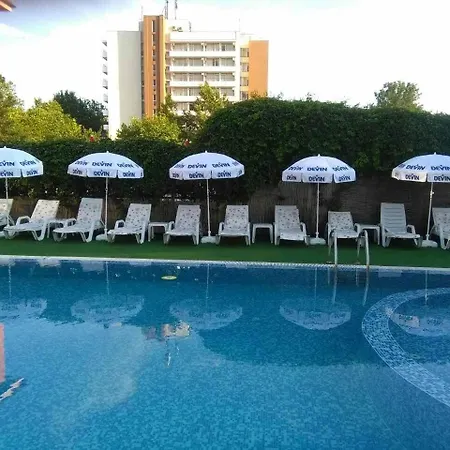 Salena Hotel 3*